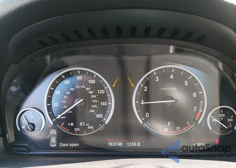 2015 BMW 528I xDrive z USA, uszkodzony, nr VIN WBA5A7C50FD625340